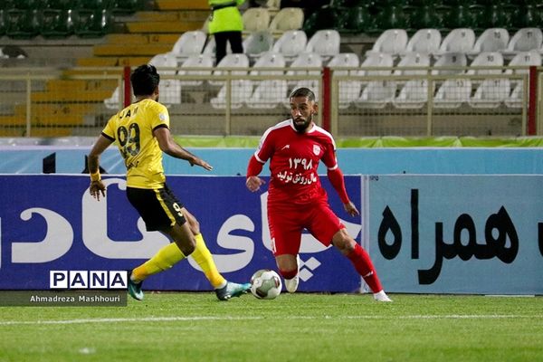 دیدار دو تیم تراکتور سازی تبریز و پارس جنوبی جم