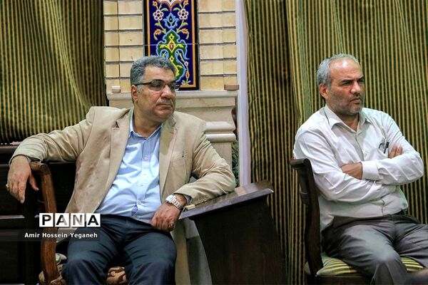 مراسم سخرانی حجت اسلام علیرضا تراشیون در مسجد حضرت زینب جزیره کیش