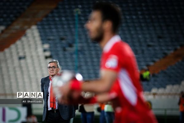 دیدار تیم‌های پرسپولیس و ماشین سازی تبریز