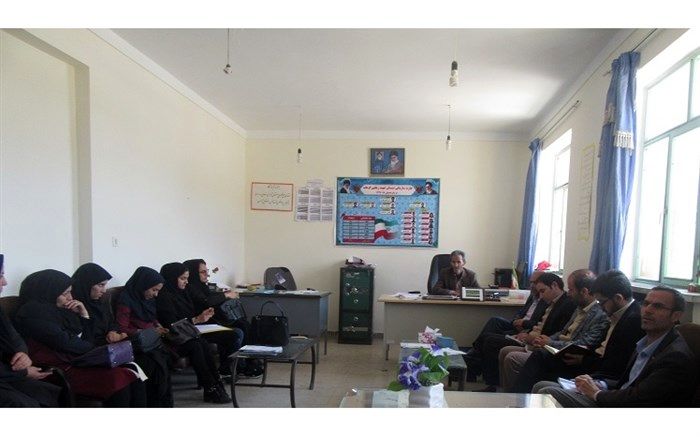 نشاط بخشی به مدارس باید با رعایت اصول اخلاقی و اسلامی باشد