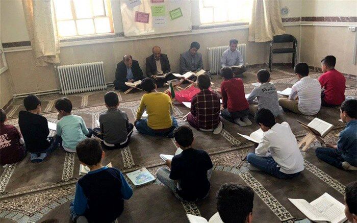 برگزاری جشن شکرگزاری کسب مهارت روخوانی قرآن دانش آموزان سوم ابتدایی