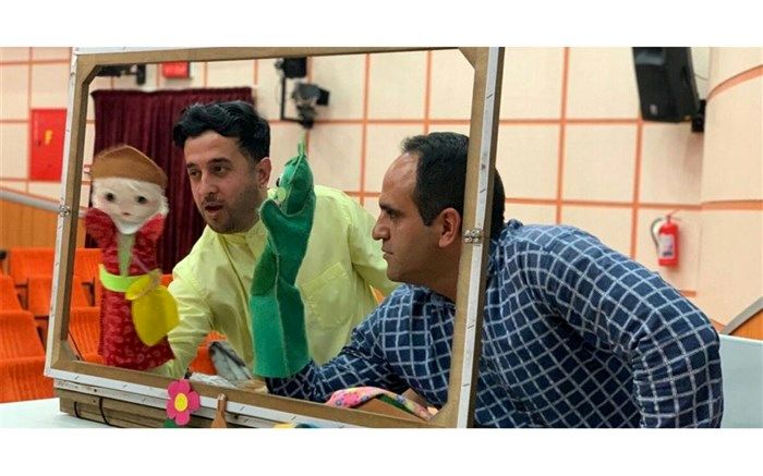 کتابخانه‌های سیار طرح «هم قصه هم تماشا» را در روستاها اجرا می‌کنند