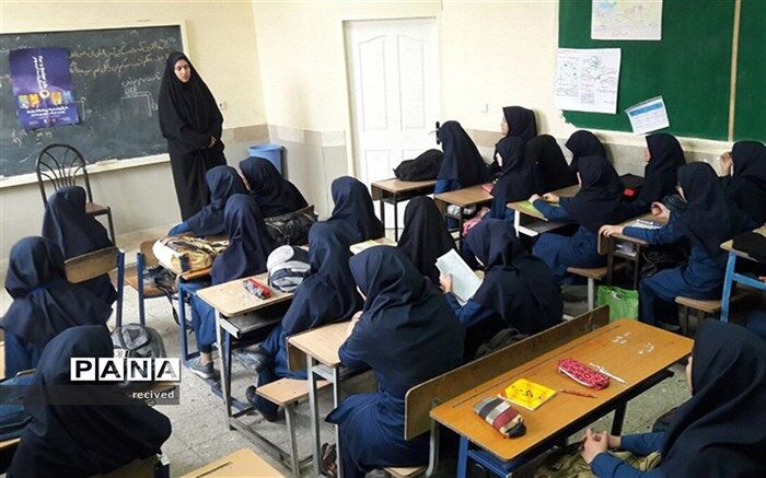 کاهش چشمگیر تعداد دانش آموزان لازم التوجه در ناحیه یک اهواز