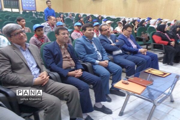 تجلیل از مربیان و یاورمربیان  سازمان دانش‌آموزی منطقه شبانکاره