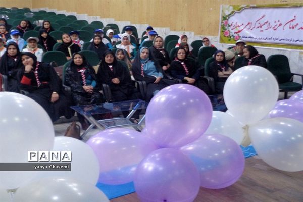 تجلیل از مربیان و یاورمربیان  سازمان دانش‌آموزی منطقه شبانکاره