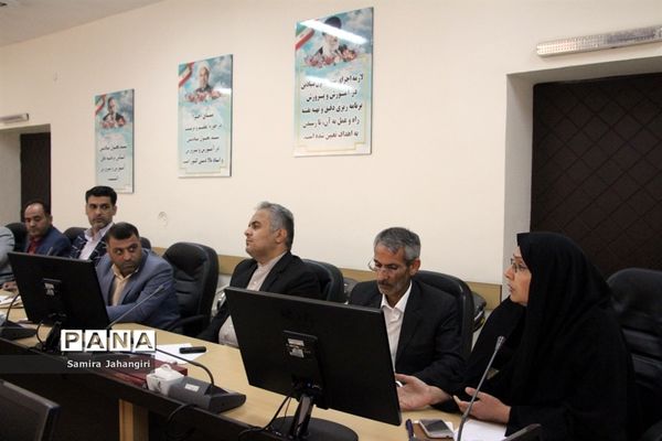 اولین جلسه کارگروه طرح ساماندهی‌‌، نظارت و مدیریت برتهیه و توزیع لباس فرم دانش‌آموزان
