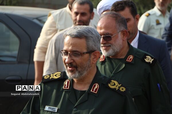 بازدید معاون وزیر کشور  و فرمانده سازمان بسیج مستضعفین کشور ازمناطق‌سیل‌زده سیمرغ