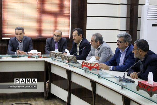 جلسه شورای معاونان اداره‌کل آموزش و پرورش استان بوشهر