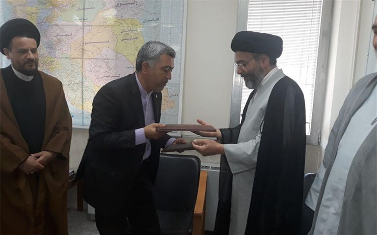 انعقاد تفاهم نامه همکاری معاونت سوادآموزی آموزش و پرورش استان با دفتر تبلیغات اسلامی خراسان رضوی