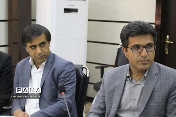 گردهمایی معاونان پرورشی و تربیت بدنی و روسای سازمان دانش‌آموزی استان بوشهر