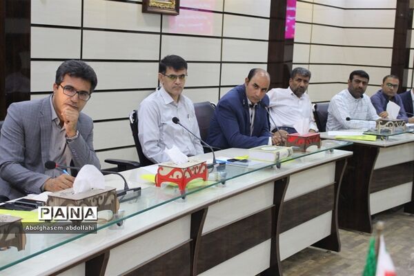 گردهمایی معاونان پرورشی و تربیت بدنی و روسای سازمان دانش‌آموزی استان بوشهر