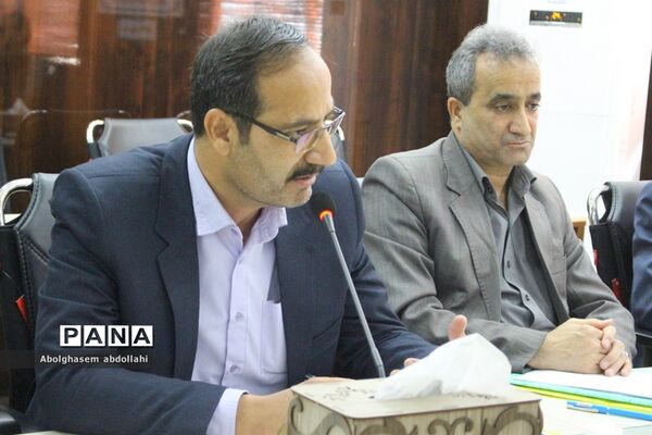 گردهمایی معاونان پرورشی و تربیت بدنی و روسای سازمان دانش‌آموزی استان بوشهر