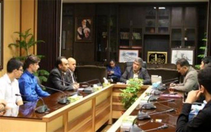 تجلیل فرماندار اسلامشهر از اعضای تیم فوتسال فرهنگ