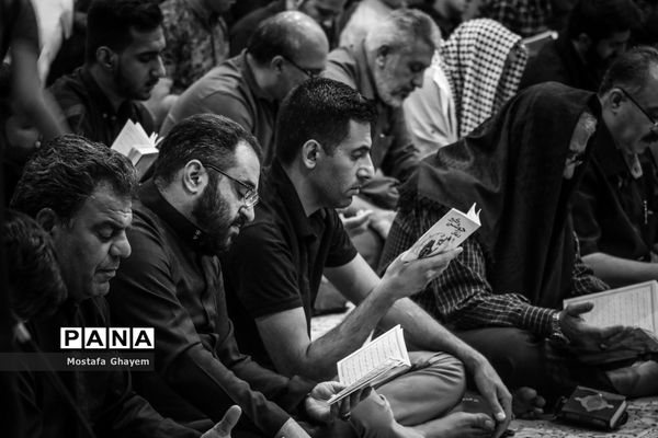 مراسم احیا شب نوزدهم ماه مبارک رمضان در مصلای آبادان