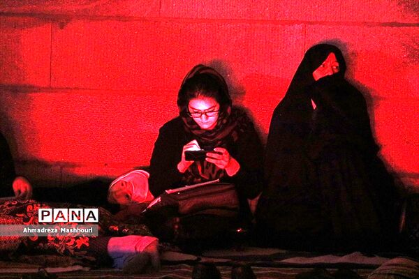 مراسم شب اول قدر در گلزار شهدای وادی رحمت تبریز