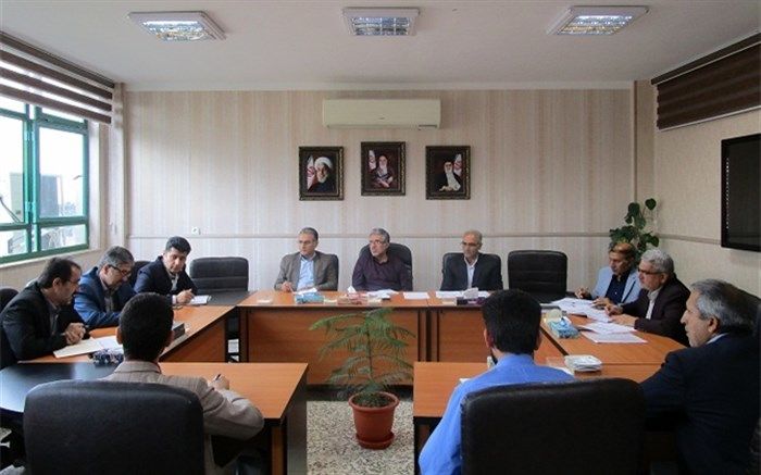 باید از همه ظرفیت ها برای ریشه کن کردن بی سوادی استفاده شود