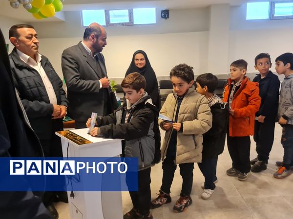 مشارکت همدلانه دانش‌آموزان مدارس پردیس در جشن نیکوکاری 