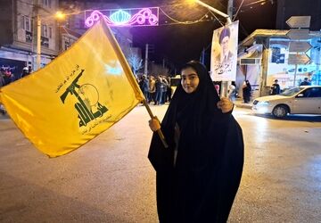  اتحاد و همبستگی در مراسم گرامیداشت چهلمین روز شهادت قائد امت و شهدای دانش‌آموز میناب