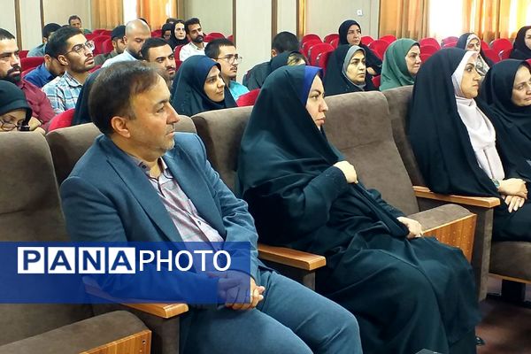 برگزاری دوره توانمند سازی سربازمعلمان و طلاب وظیفه قطب ۳ به میزبانی ملارد