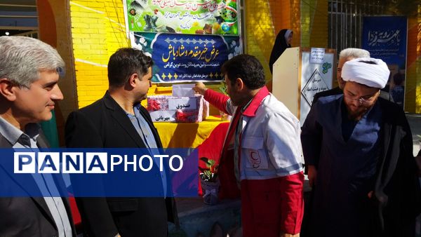 جشن عاطفه‌ها در مدارس اسکو