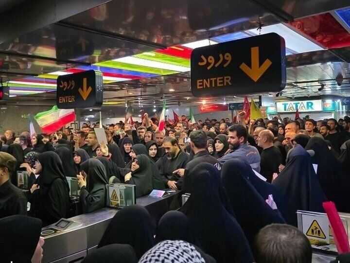 ثبت بیش از ۲۳ میلیون سفر با حمل و نقل عمومی در مراسم وداع و تشییع رهبر شهید