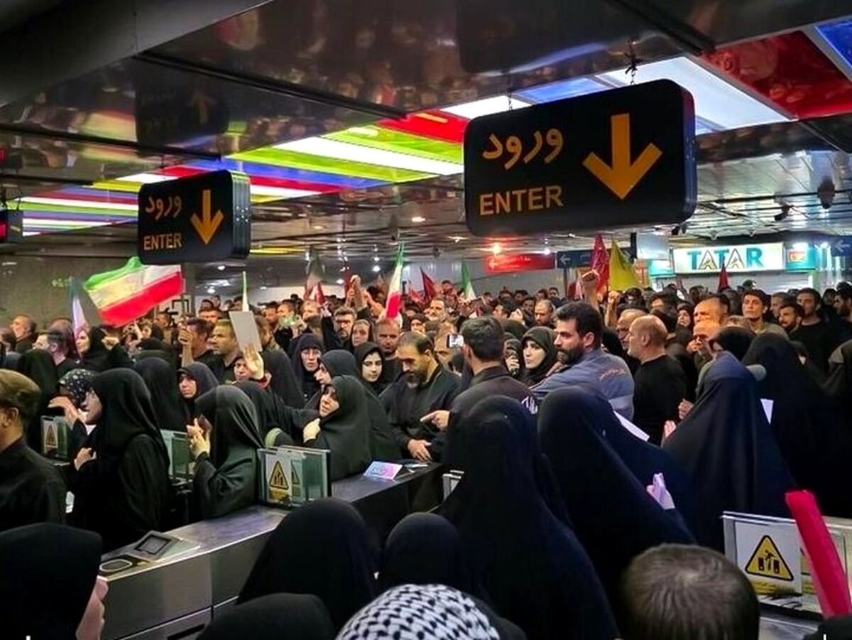 ثبت بیش از ۲۳ میلیون سفر با حمل و نقل عمومی در مراسم وداع و تشییع رهبر شهید