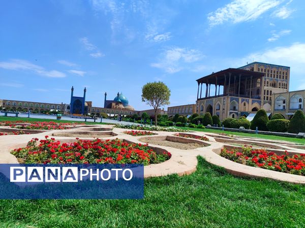 میدان امام اصفهان، شاهکاری از معماری و تاریخ