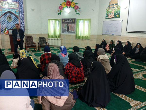 ششمین جلسه آموزش خانواده در دبستان نرجس 