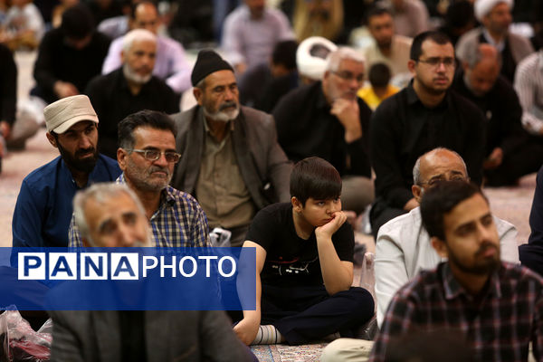 عزاداری شب شهادت امام باقر(ع) در حرم کریمه اهل بیت