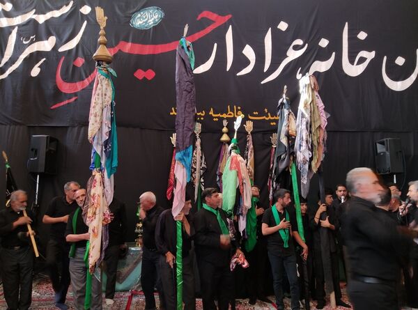 مراسم کهن علم گردانی و علم بندان در بیرجند 
