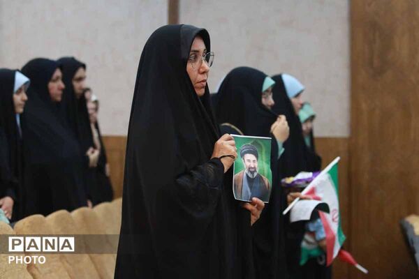 اختتامیه جشنواره‌های گروه‌های نقش‌آفرین فرهنگی هنری بسیج و سرود مقاومت خراسان شمالی 