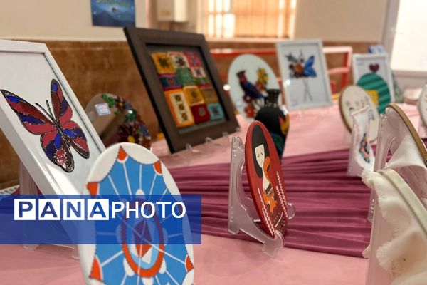 زنگ آغاز رقابت‌های هنری در گل‌های نمونه ورامین به صدا در آمد