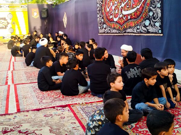 شور حسینی نوجوانان کاشمری در «انصار المهدی»