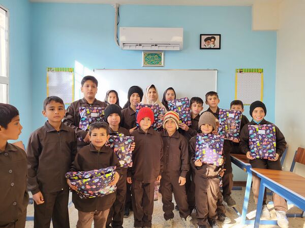 افتتاحیه نخستین مدرسه طرح حذف مدارس سنگی روستای طاهرآباد شهرستان مرزی کلات