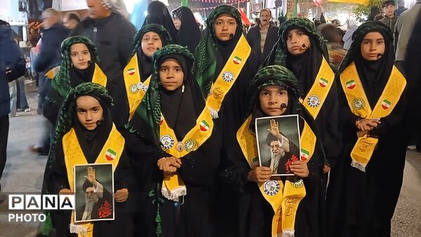 مردم خستگی ناپذیر خرم آباد تا روز پیروزی خیابان را رها نخواهند کرد