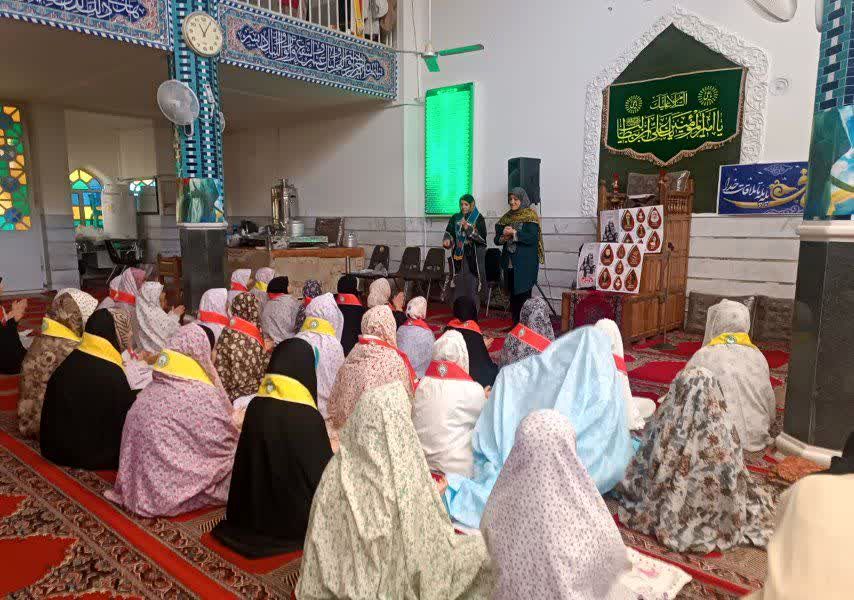 شکوه مولودی و جشن در خلوت معنوی اعتکاف دانش‌آموزی یزد