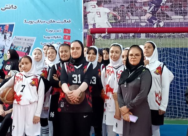 آیین افتتاح میدان پویا در بخش دختران در کانون سرداران شهید ناحیه ۴ کرج