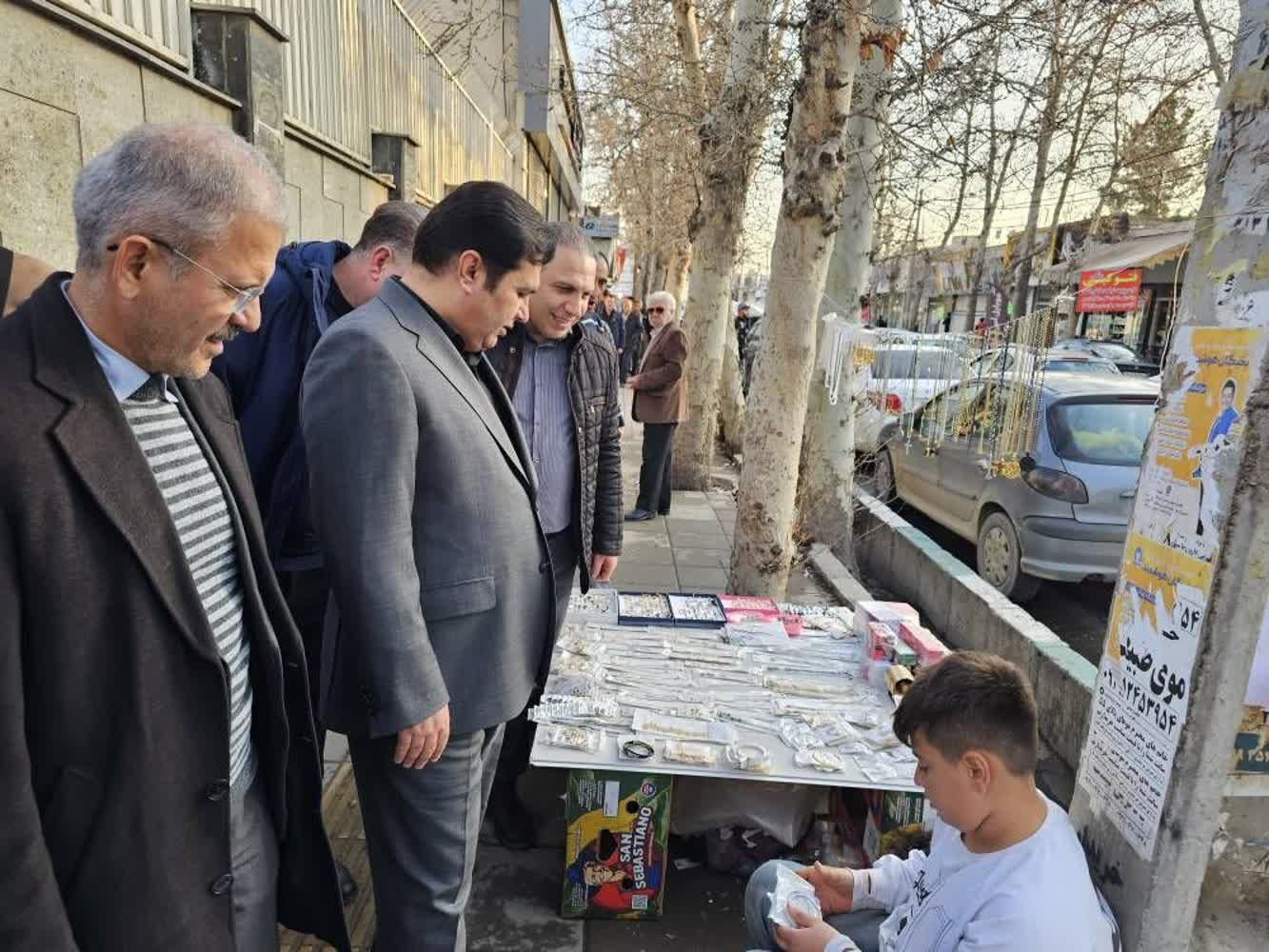 نظارت سرزده فرماندار نظرآباد و تضمین آرامش معیشتی در آستانه سال نو