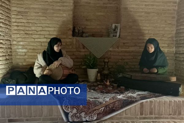 شکوه و زیبایی ویژه‌برنامه‌های هفته فرهنگ و هنر در مدارس رباط‌کریم