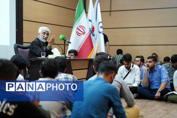 مراسم بزرگداشت روز معلم در دانشگاه فرهنگیان تهران