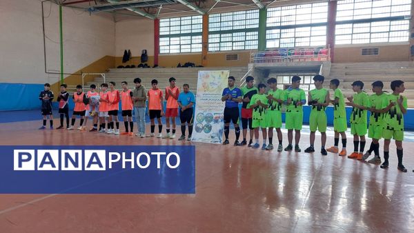 افتتاحیه مسابقات جام اقتدار فوتسال در سالن ۱۳ آبان شهرستان شیروان 