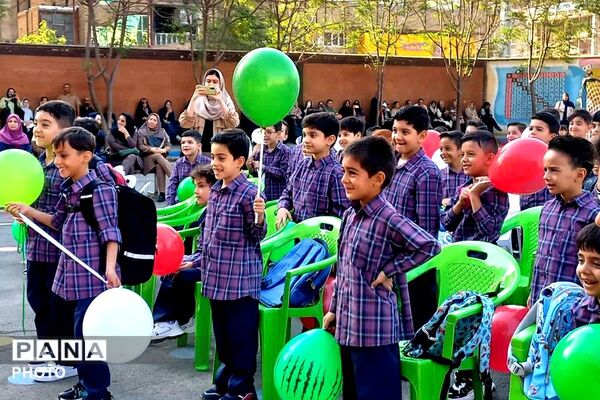 جشن شکوفه‌ها، آغاز یک سفر شیرین در مسیر دانایی