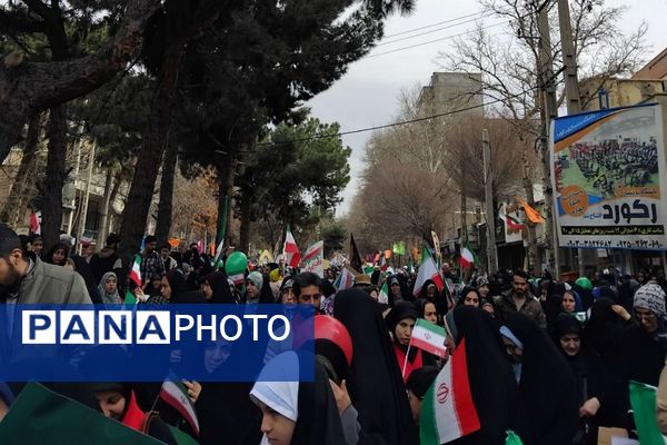 حضور گسترده مردم شهرستان شهید پرور شهرستان شهریار در راهپیمایی ۲۲ بهمن