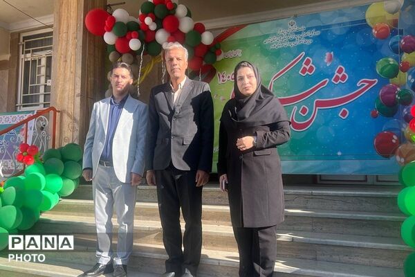 جشن شکوفه‌ها در ملارد؛ آغاز یک مسیر شیرین برای دانش‌آموزان کلاس اولی