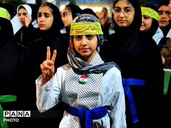 رزمایش جانفدا برای ایران امام رضایی در گلوگاه
