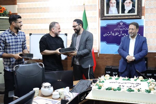 منطقه ۱۴ پیشگام قدردانی از حافظان سلامت روان دانش‌آموزان 