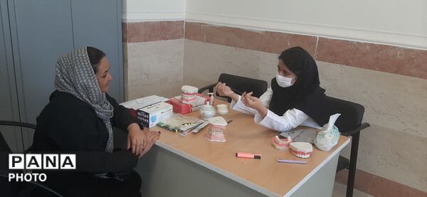 خدمات گسترده درمانی گروه‌های جهادی دانشجویی در منطقه  شهرک ابریشم چهار باغ ساوجبلاغ