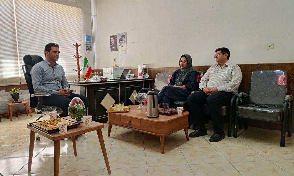 هم‌افزایی آموزش و پرورش نورآباد لرستان و انجمن همیاری با کودکان؛ عزم جدی برای جلوگیری از ترک تحصیل دانش‌آموزان کم‌برخوردار