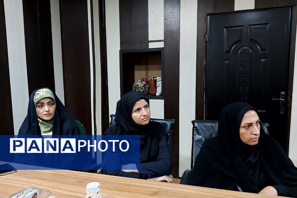 برگزاری نشست هم اندیشی عوامل اجرایی اردوی راهیان‌نور در قطب کهریزک