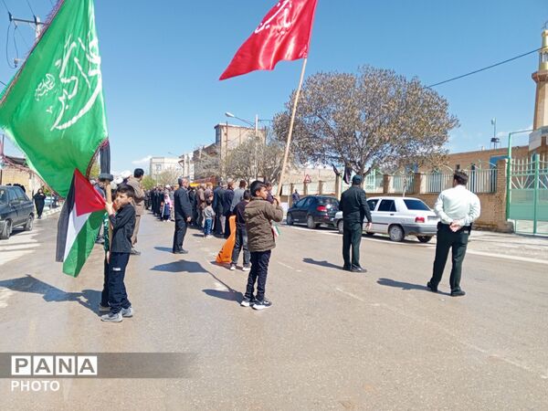 مردم شهر تیتکانلو در سوگ چهلمین روز شهادت رهبر معظم انقلاب